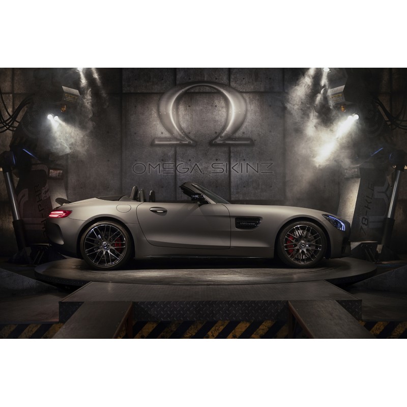 OMEGA SKINZ Wrap Film OS-616 Mad Machine, 1.525 x 20 m OMEGA SKINZ Wrap Film OS-616 Mad Machine, 1.525 x 20 m