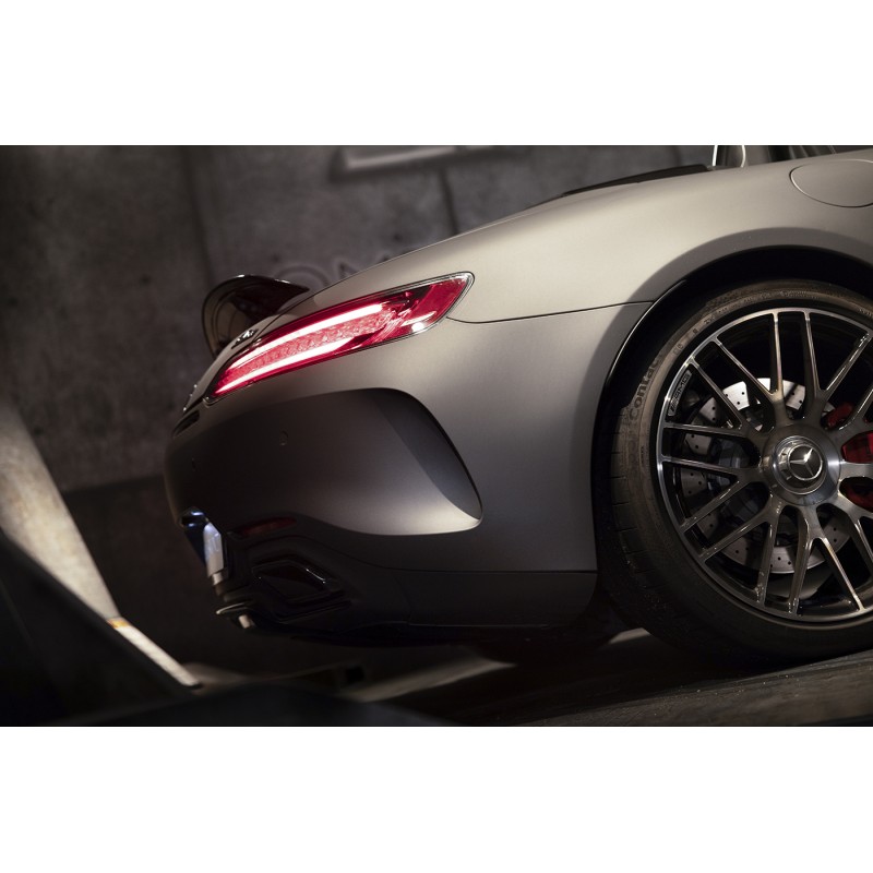 OMEGA SKINZ Wrap Film OS-616 Mad Machine, 1.525 x 20 m OMEGA SKINZ Wrap Film OS-616 Mad Machine, 1.525 x 20 m