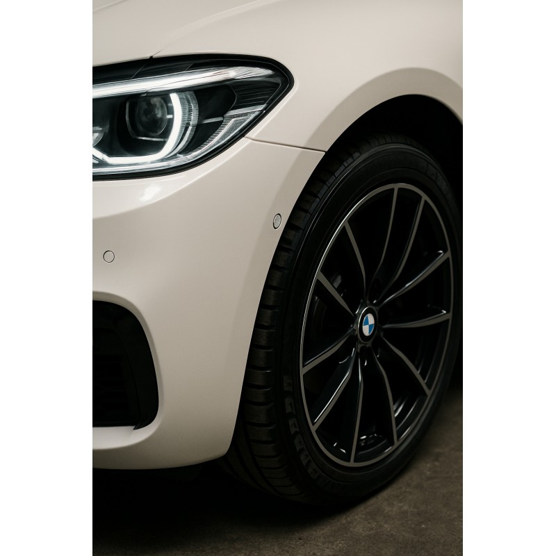 OMEGA SKINZ Wrap Film OS-703 Luxury White 9010, 1.525 x 20 m