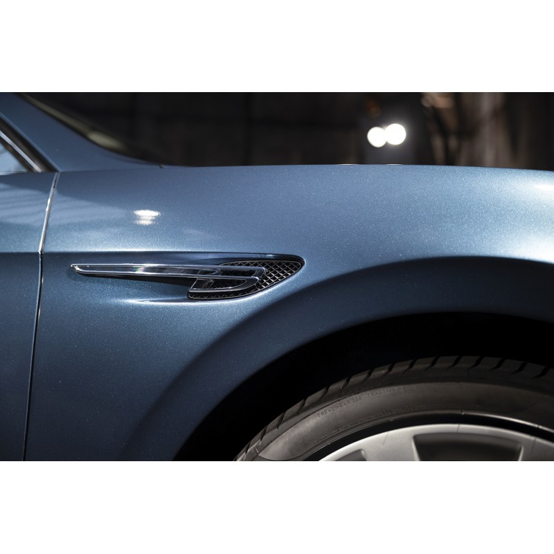 OMEGA SKINZ Wrap Film OS-755 Hail To The King, 1.525 x 20 m OMEGA SKINZ Wrap Film OS-755 Hail To The King, 1.525 x 20 m